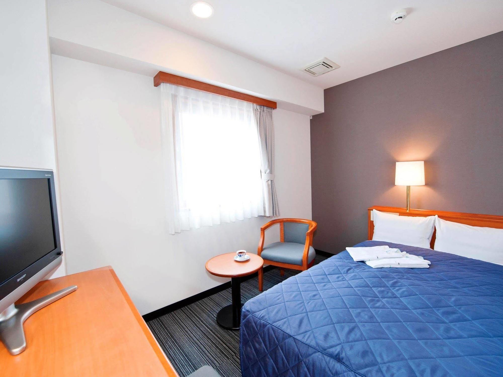 Hotel Unisite Sendai Bagian luar foto
