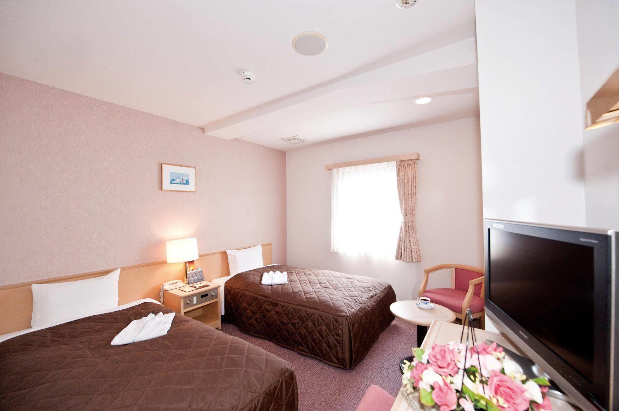 Hotel Unisite Sendai Bagian luar foto