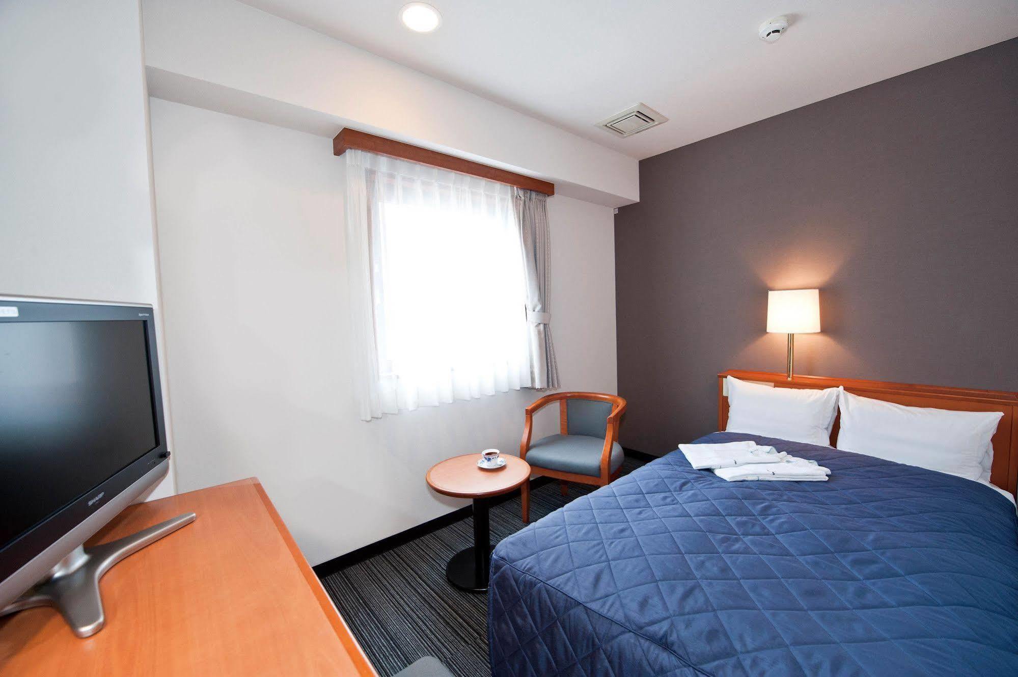 Hotel Unisite Sendai Bagian luar foto